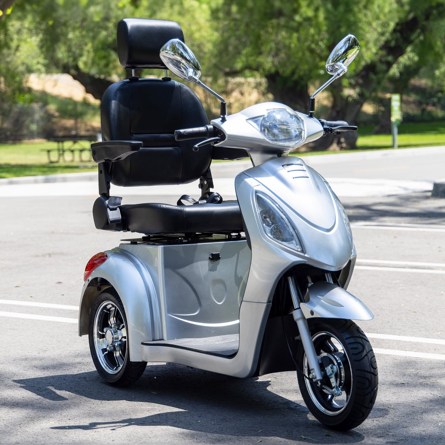 Upgrade Heavy Duty 3 Wheel Mobility Scooter for Seniors & Adults 500lbs Capacity,Arshin Electric Powered Wheelchair Device for Travel,800W All Terrain Mobility Scooter,31 Miles Range,7-15 Mph(Silver)